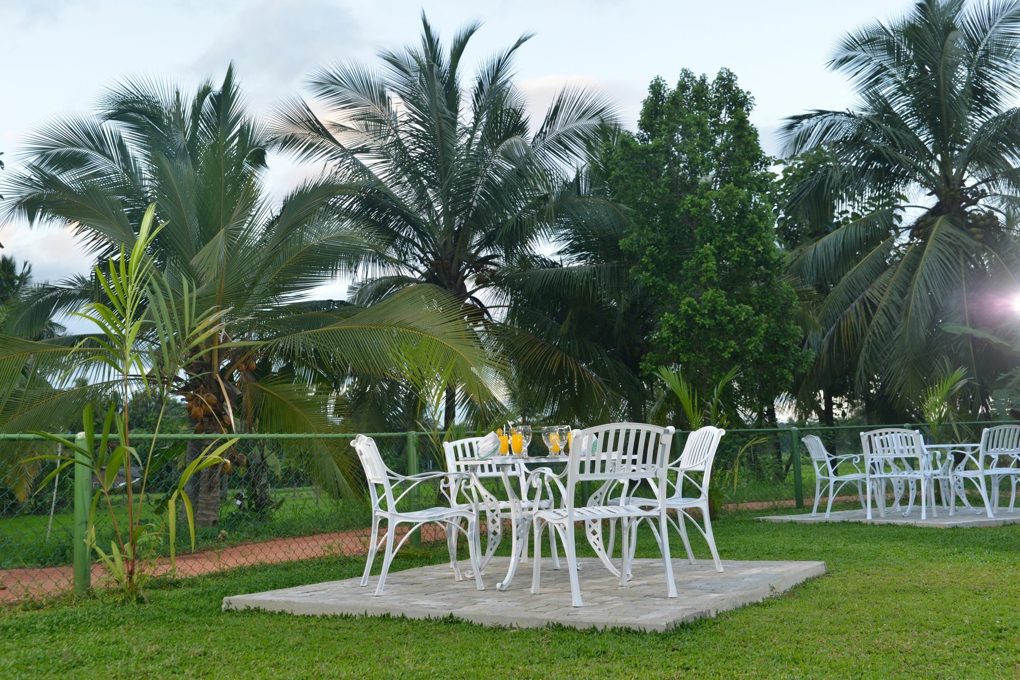 Rajarata Family Resort Anuradhapura Luaran gambar